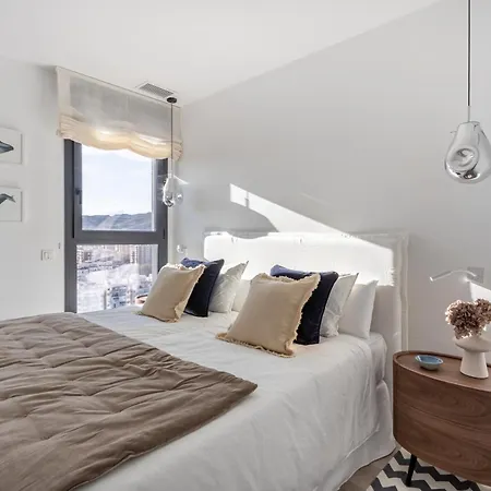 Skyline 1 Pool & Parking Free Málaga